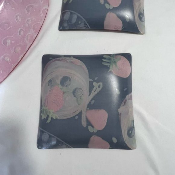 Stokes Strawberry Glass Large Bowl with Serving Dish Plates Lot of 5 - Picture 7 of 9